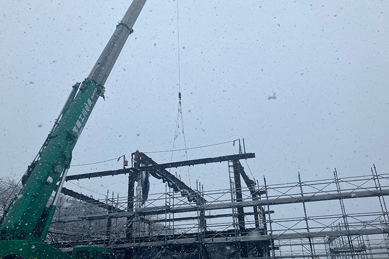 鉄骨組み立て工事